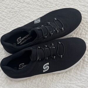 Skechers Black and White Women's Sneakers